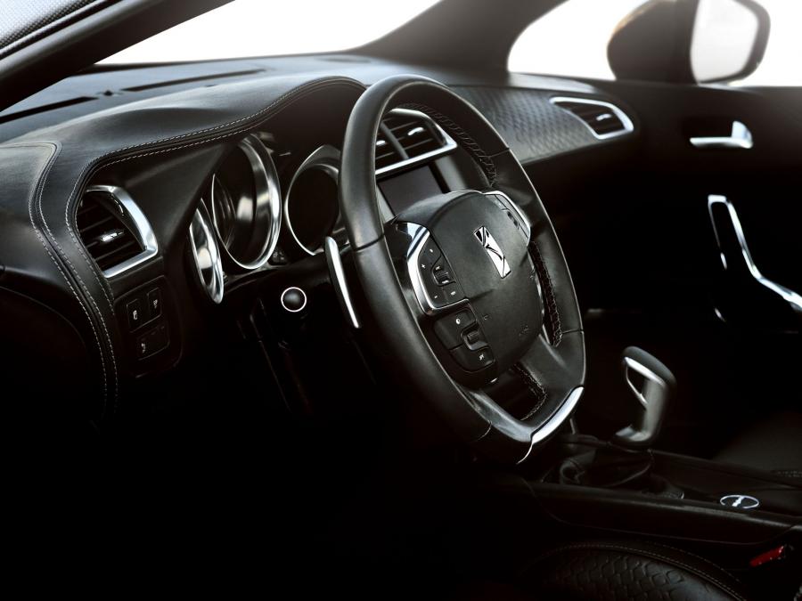  Citroen DS High Rider Concept 2010 года  (фото 2 из 40)